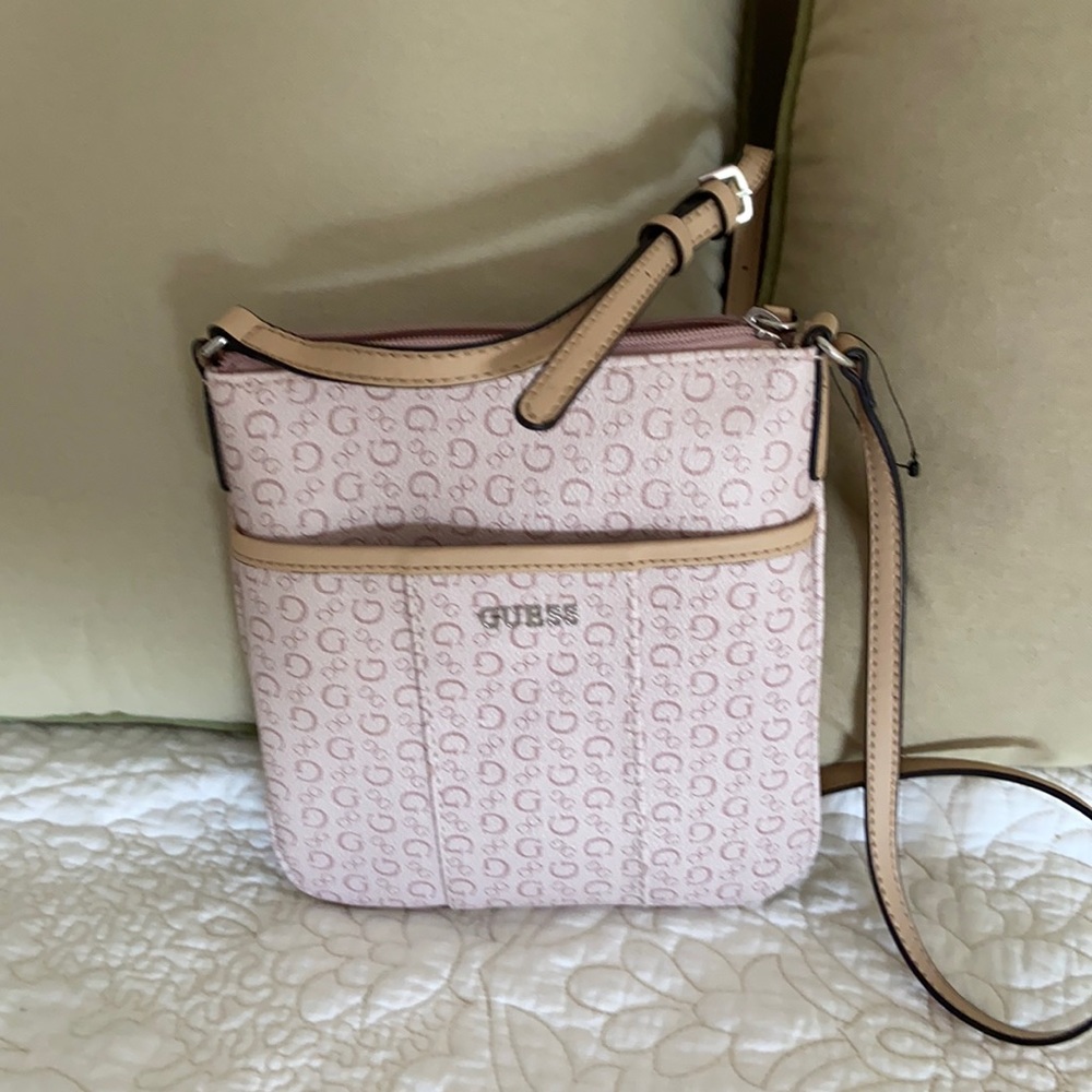 Guess Crossbody purse
